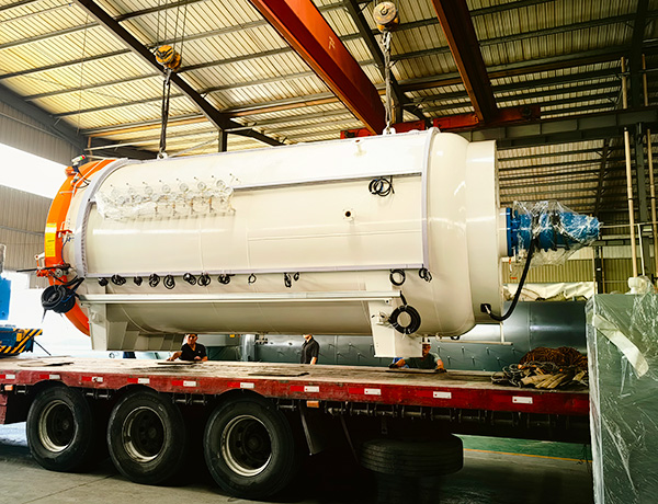 机翼压力容器热压罐